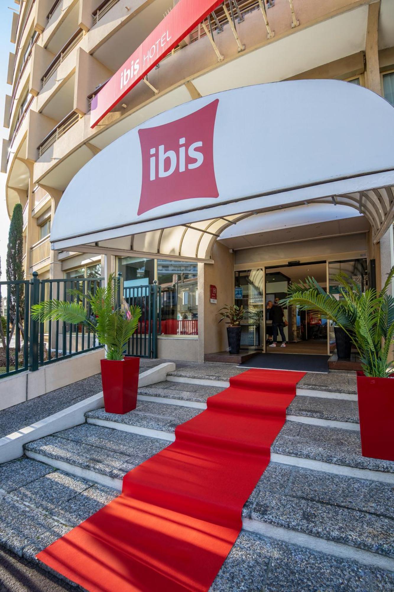 Ibis Cannes Plage La Bocca מראה חיצוני תמונה